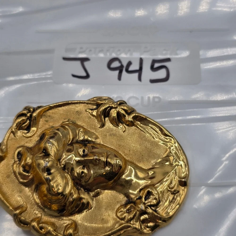 Vintage Art Nouveau Style Gibson Girl Brooch Gold Tone Lady Portrait Pin Cameo